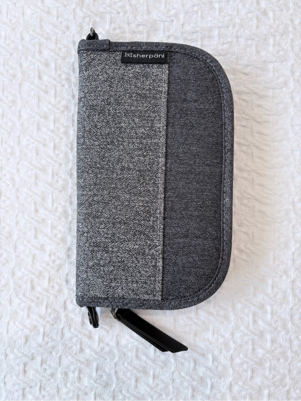 Sherpani Gray Travel Wallet / RFID Organizer